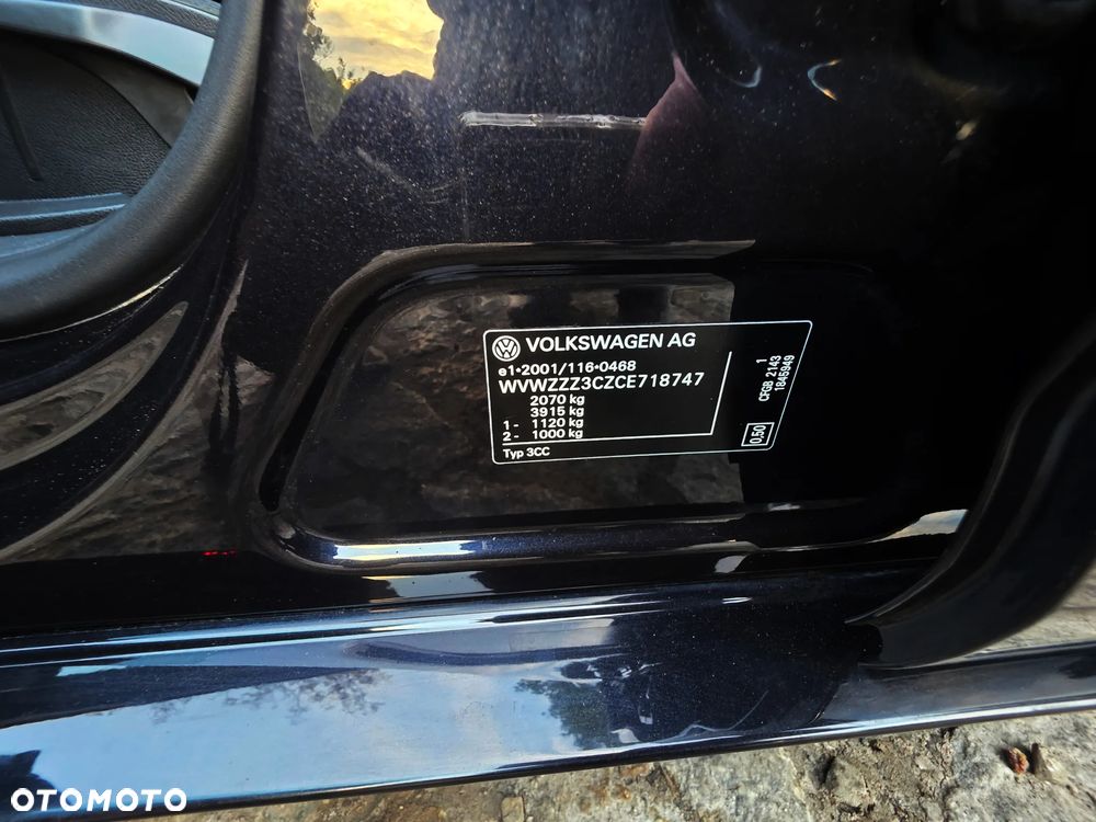 Volkswagen Passat - 26