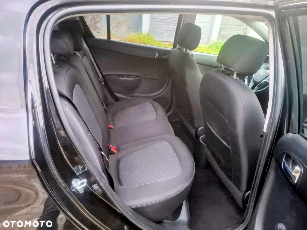 Hyundai i20 - 8