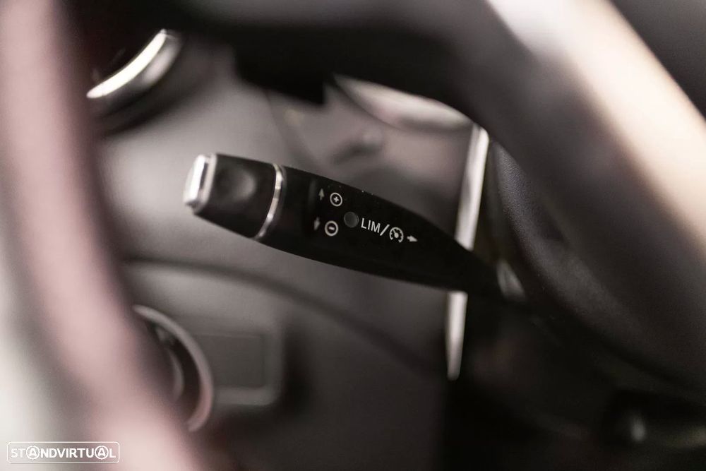 Mercedes-Benz CLA 220 - 15