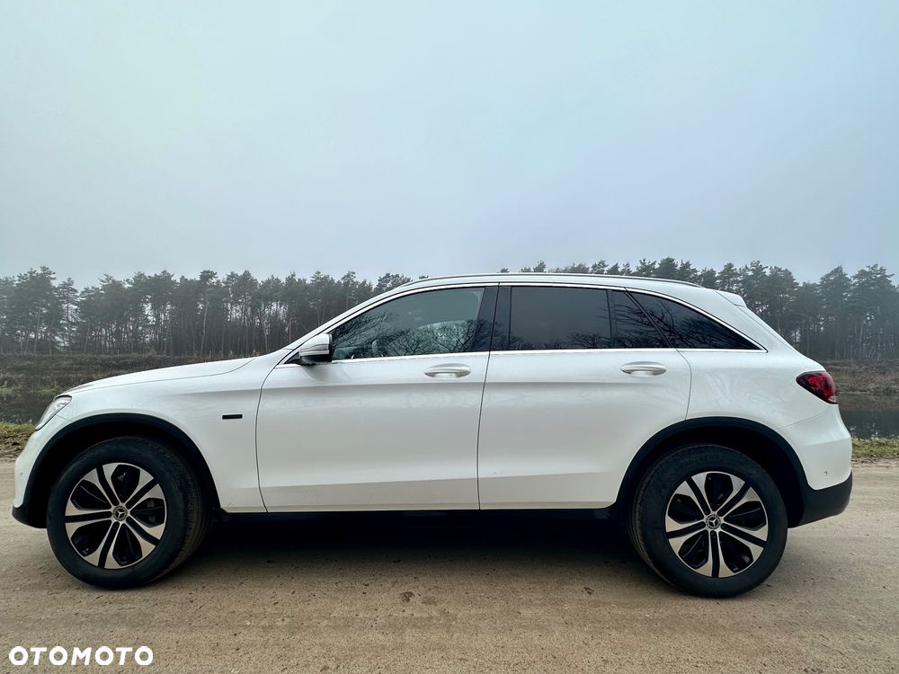 Mercedes-Benz GLC 300 de 4Matic 9G-TRONIC - 26