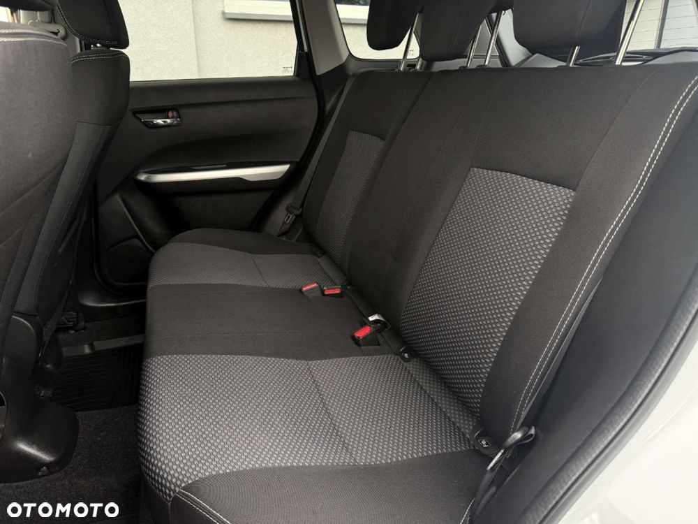 Suzuki Vitara 1.6 Premium 2WD - 35