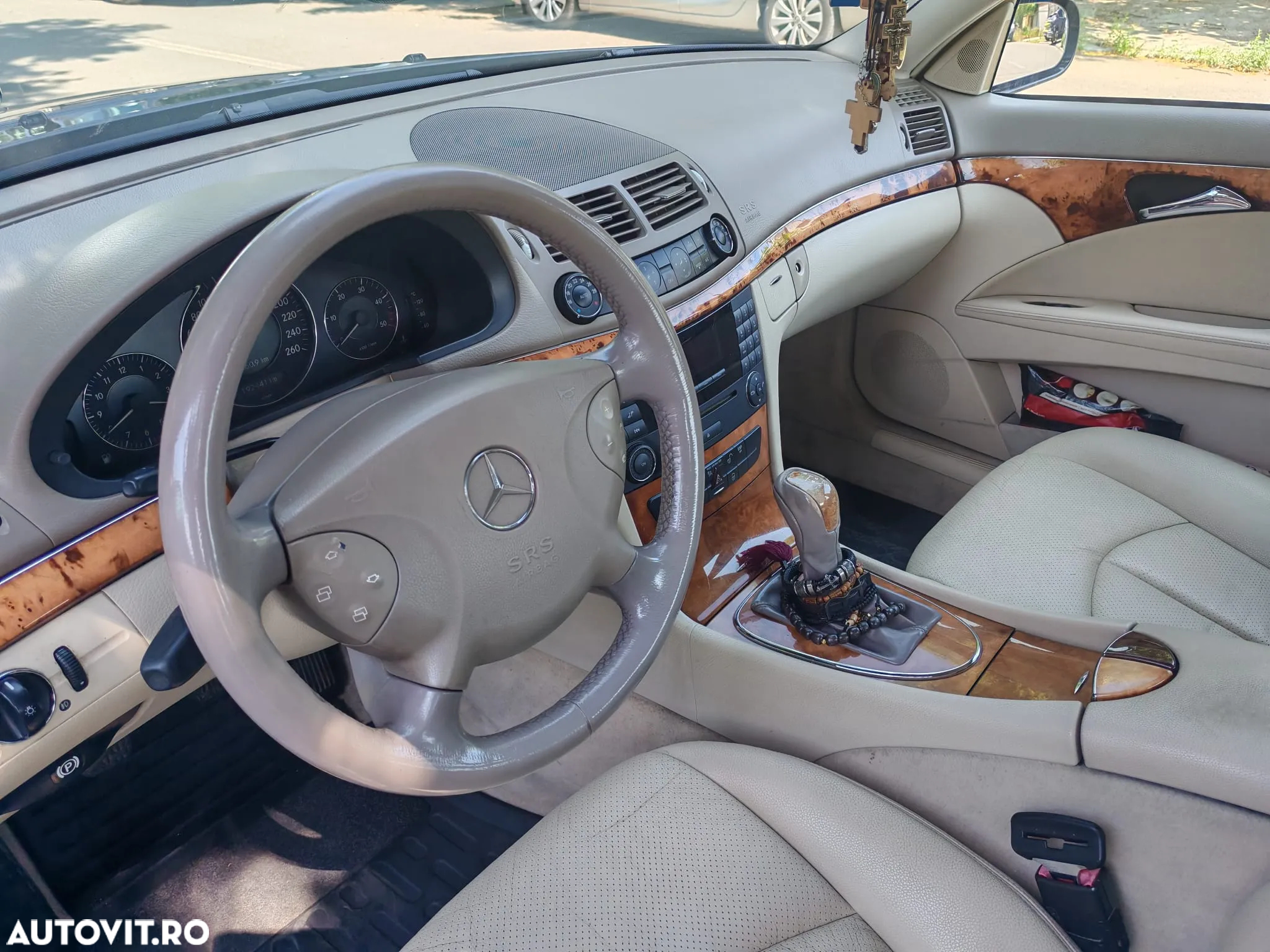 Mercedes-Benz CE - 9