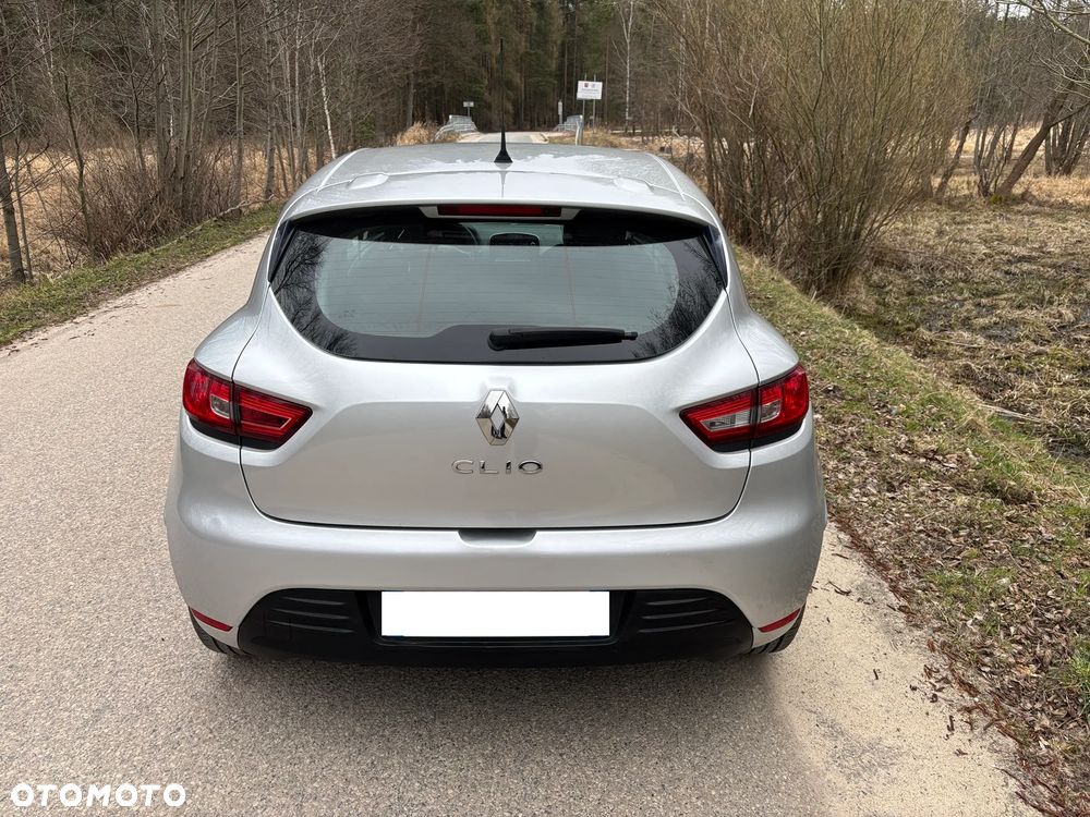 Renault Clio 1.5 dCi Alize - 8