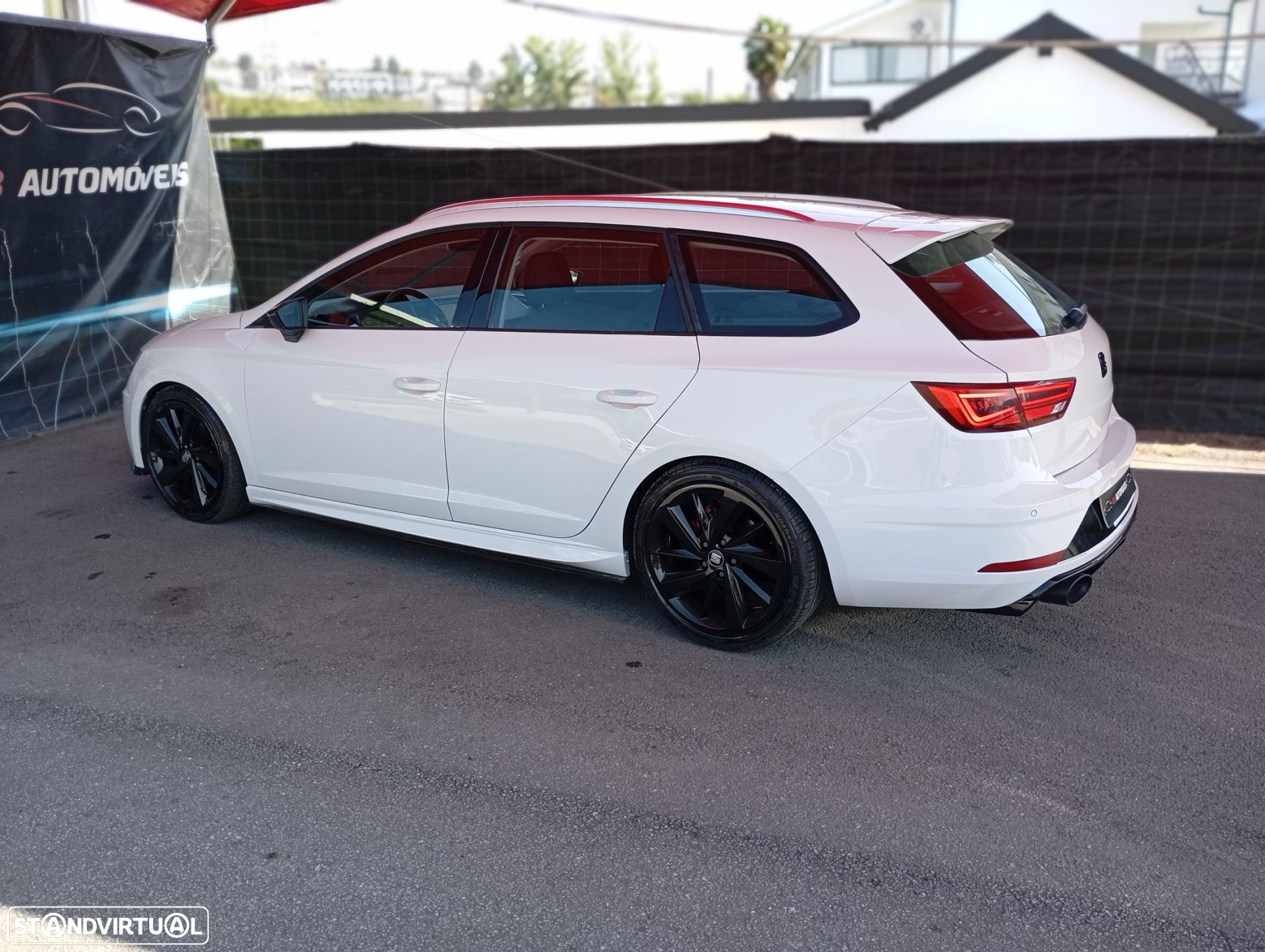 SEAT Leon ST 1.6 TDI FR S/S - 23