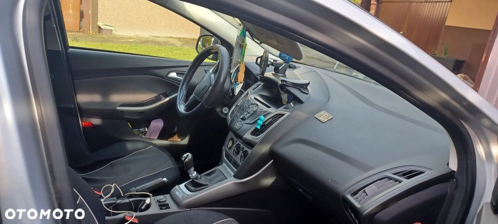 Ford Focus - 12