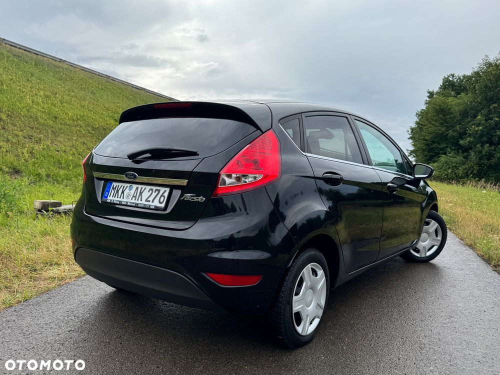 Ford Fiesta 1.25 Champions Edition - 13
