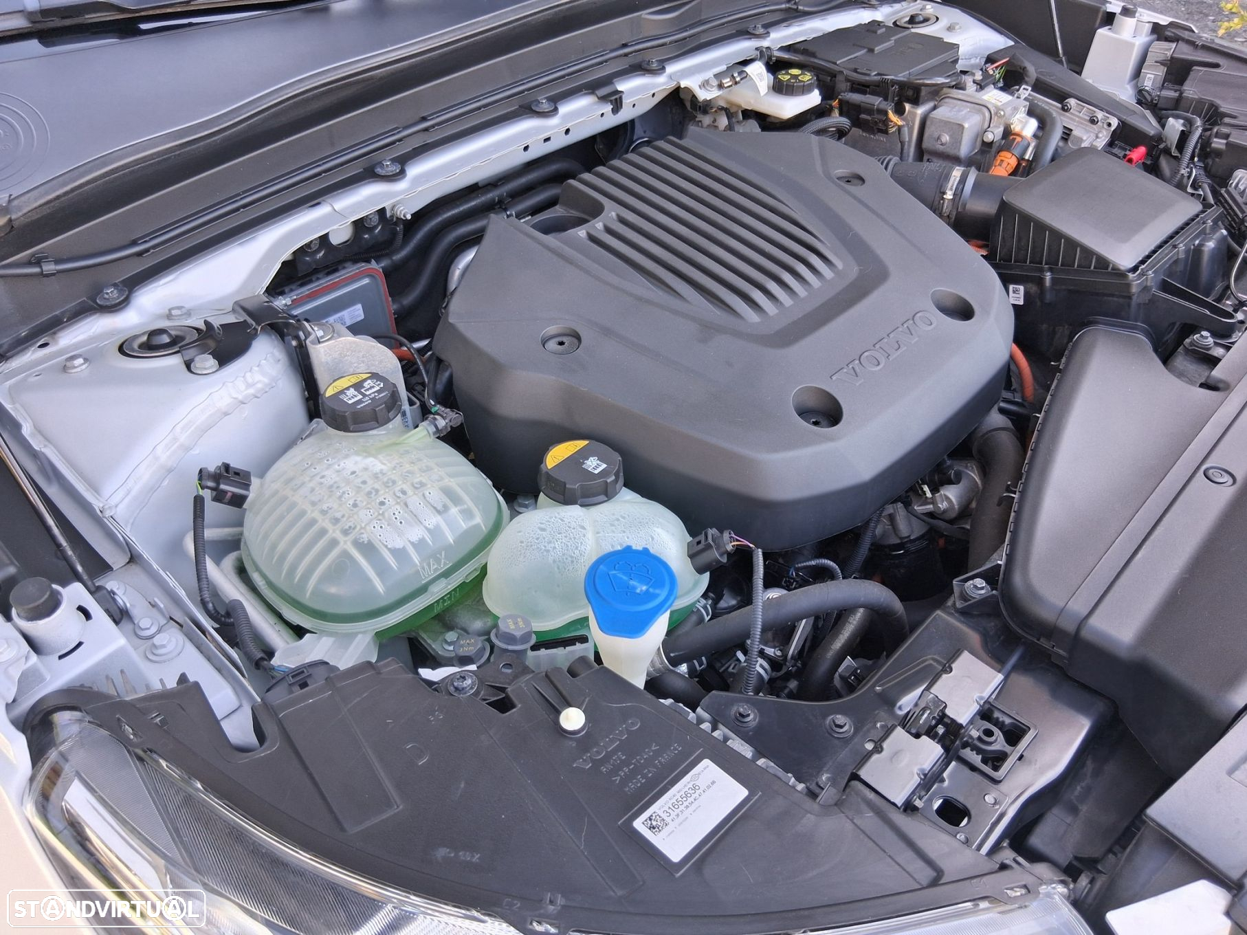 Volvo XC 40 1.5 T5 PHEV Momentum Plus - 11