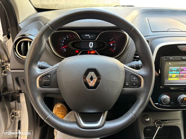 Renault Captur 0.9 TCE Exclusive - 17