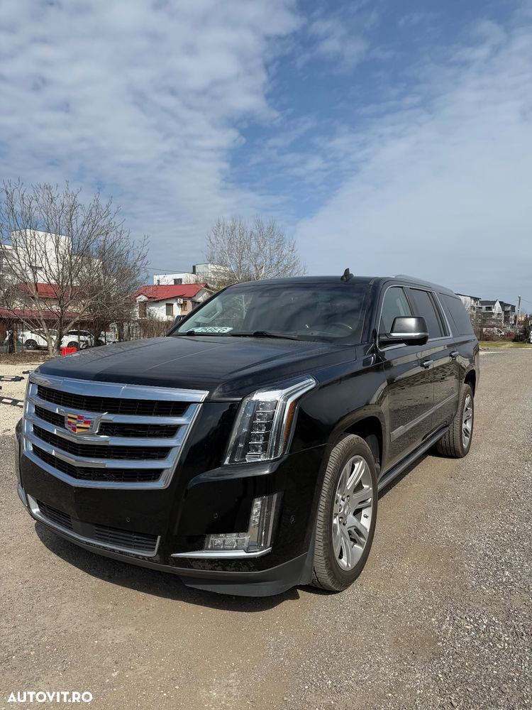Cadillac Escalade - 2