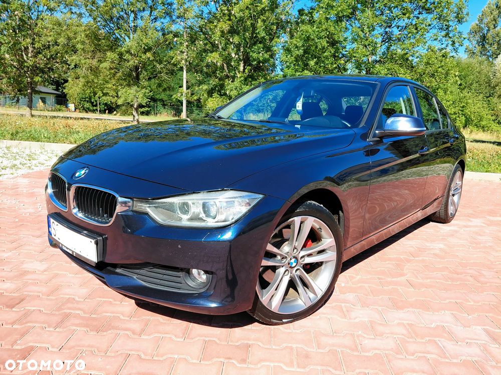 BMW Seria 3 318d Luxury Line - 36