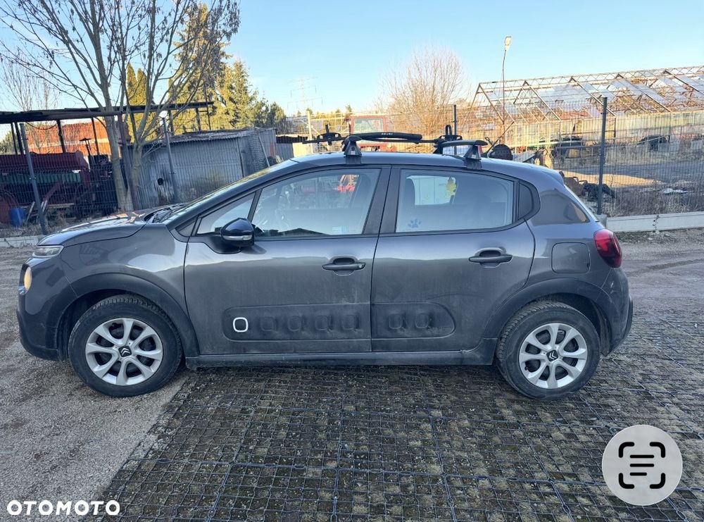Citroën C3 1.2 PureTech Live - 1