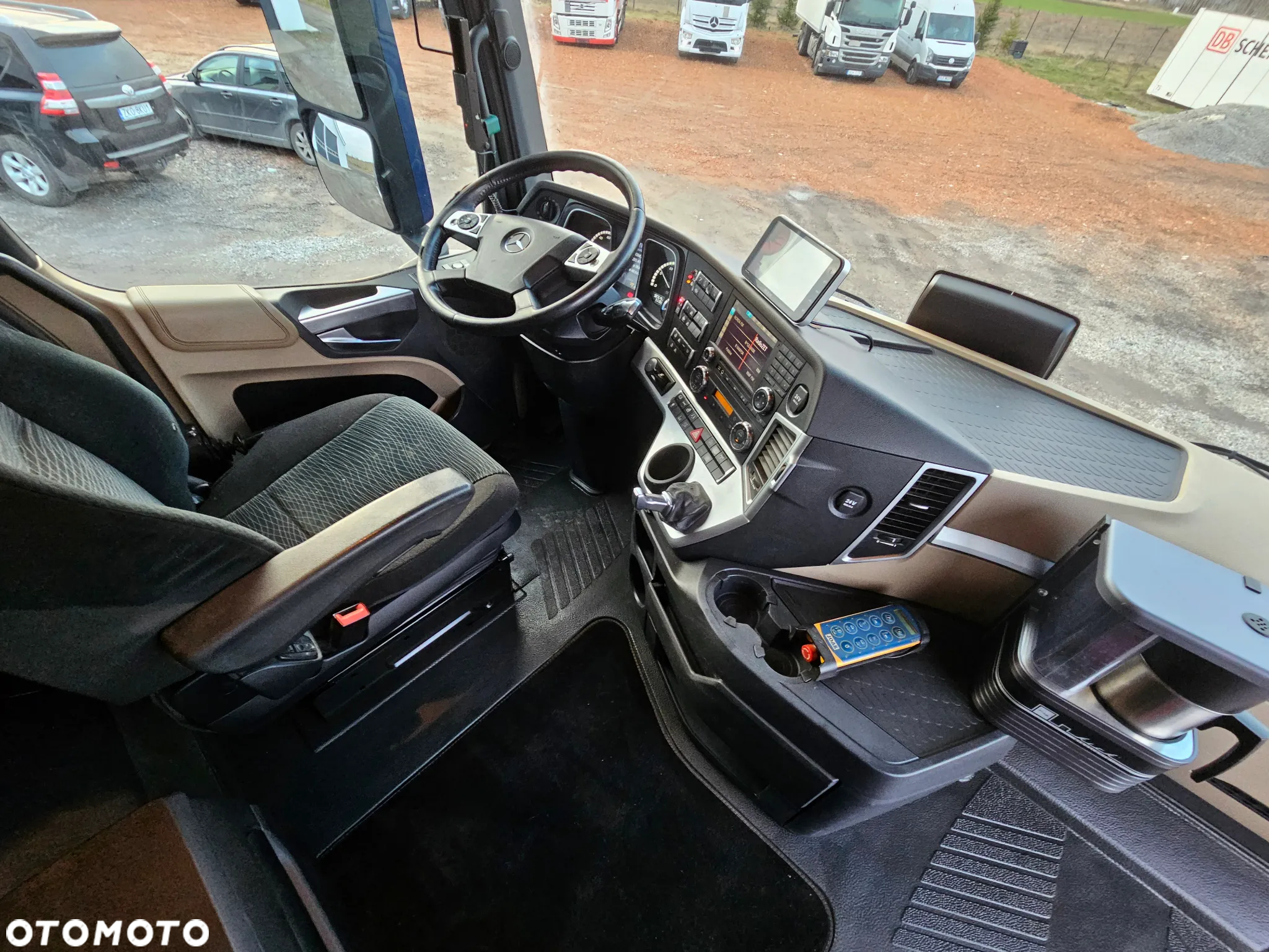 Mercedes-Benz Actros - 17