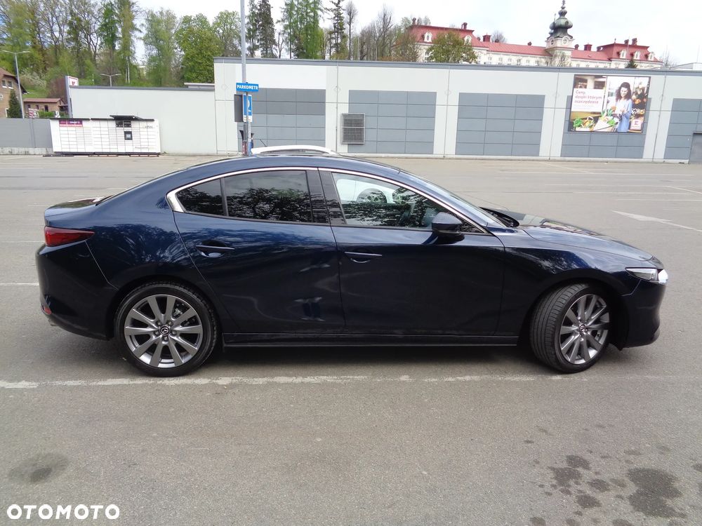 Mazda 3 2.0 mHEV Hikari - 8