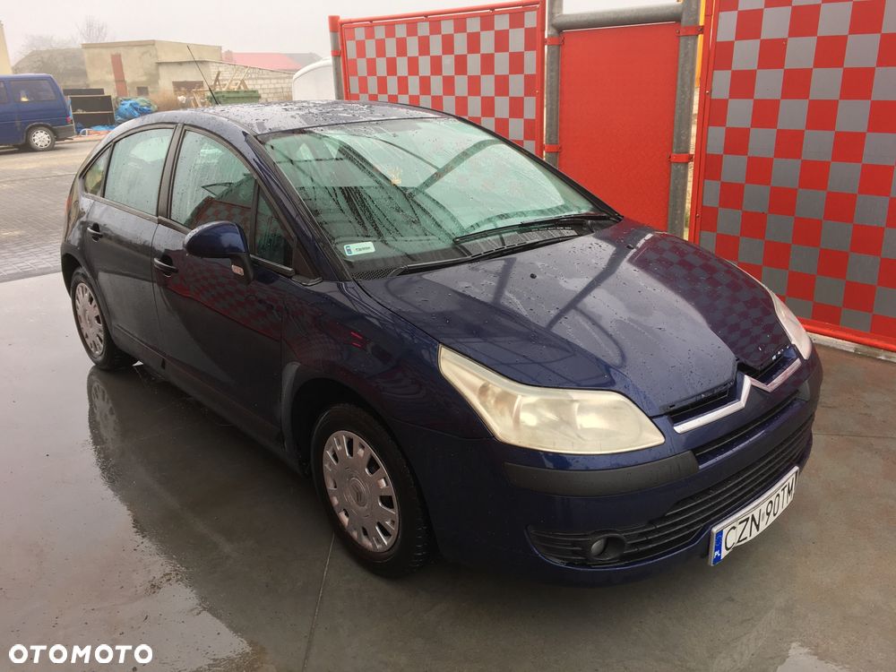 Citroën C4 1.4 16V Style - 4