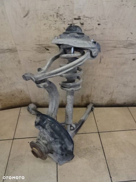 zwrotnica mcperson prawy przód a6 s6 c6 4f 5.2 fsi - 1