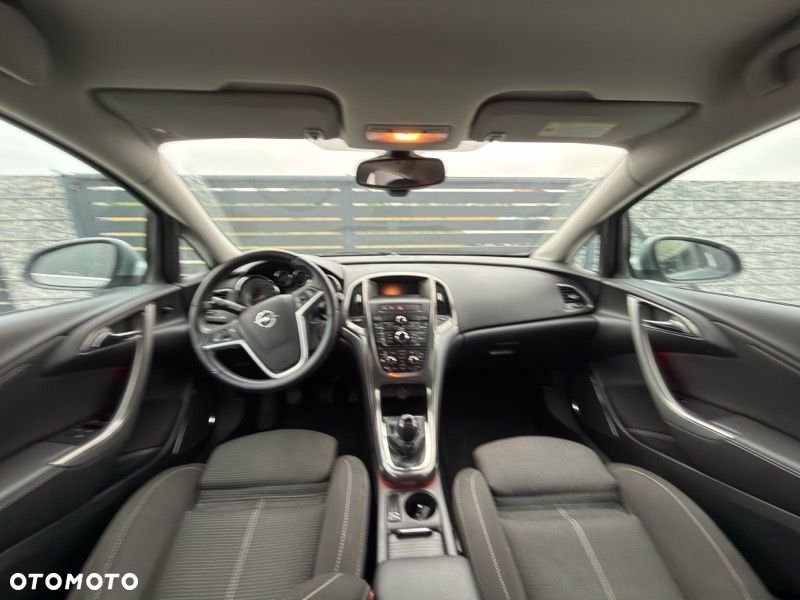Opel Astra 1.4 Turbo Innovation - 13