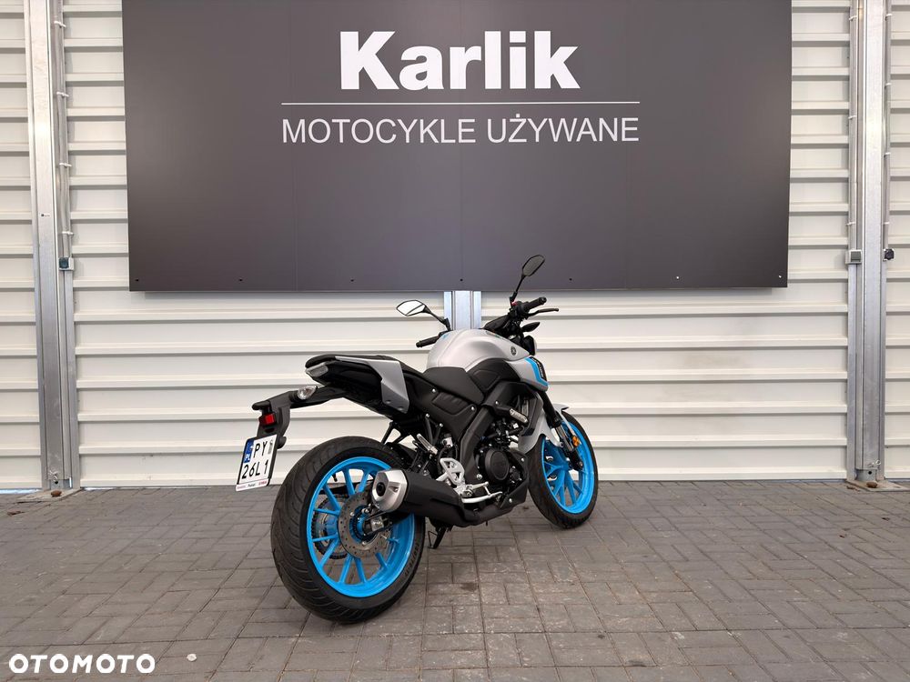 Yamaha MT - 3
