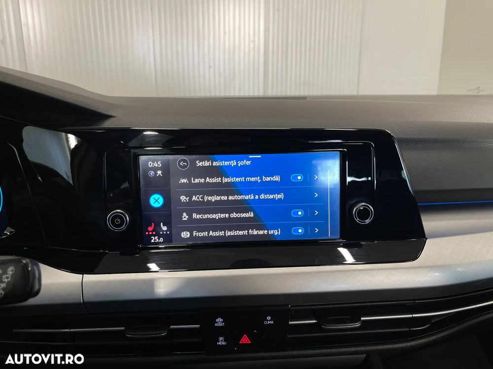 Volkswagen Golf 1.5 eTSI MHEV 150CP DSG Life - 17