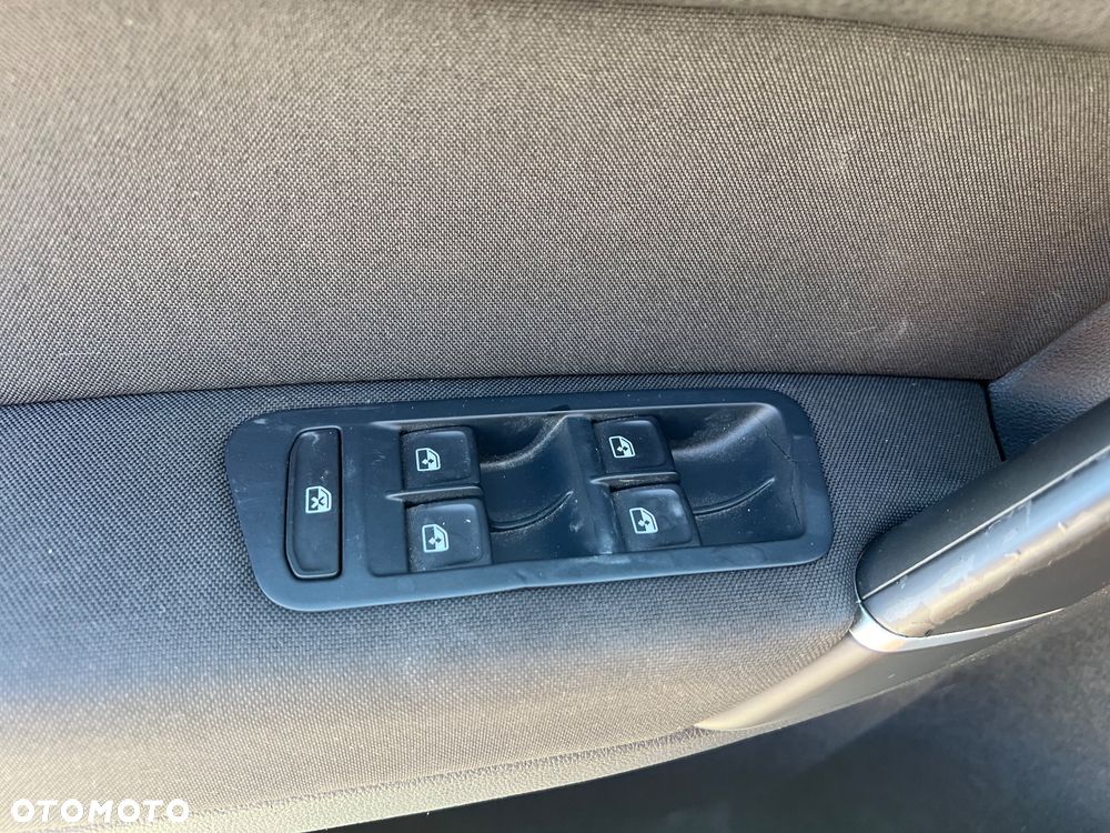 Volkswagen Golf Sportsvan SV 1.6 TDI BMT Start - 22