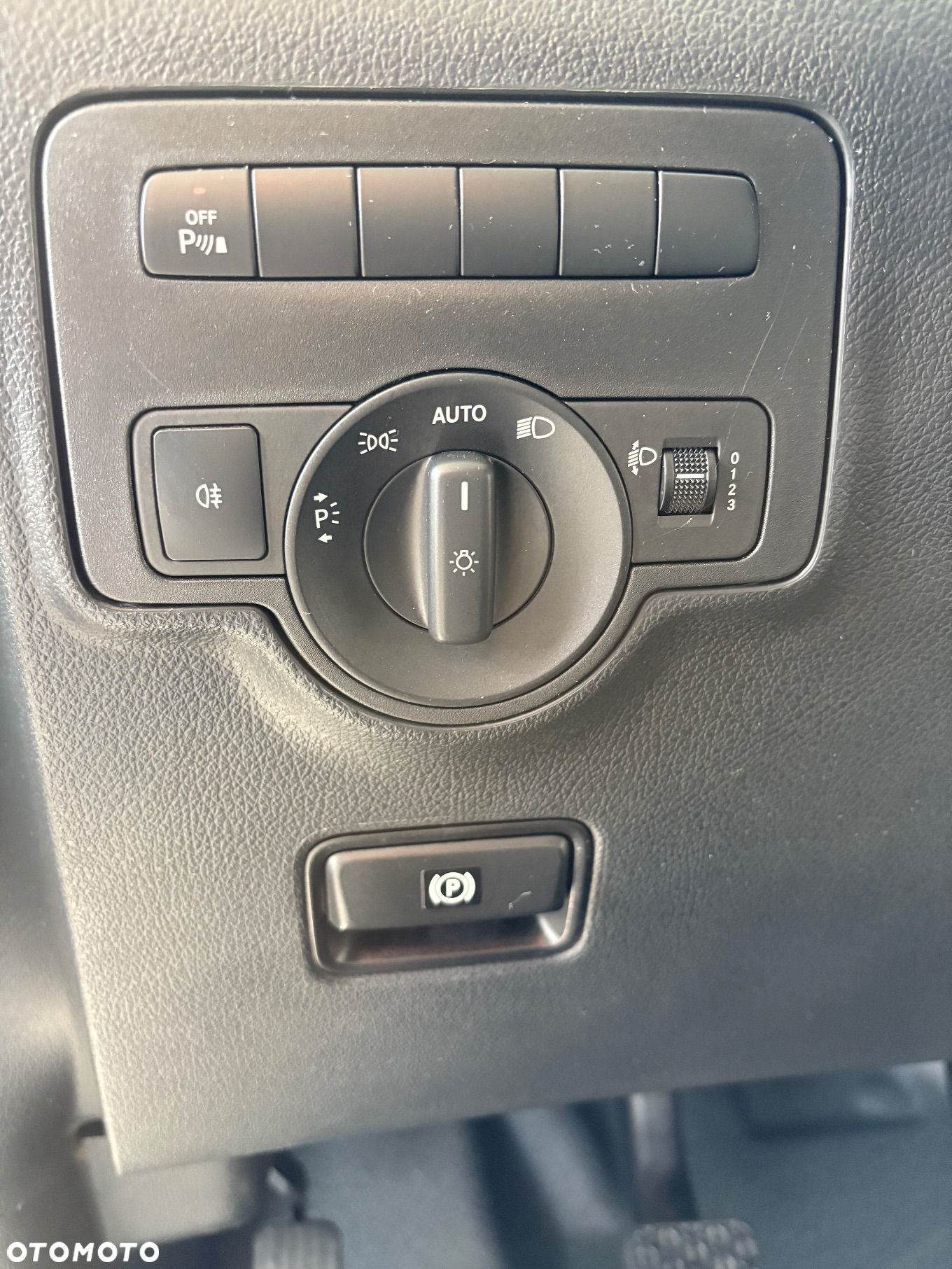 Mercedes-Benz Vito - 34