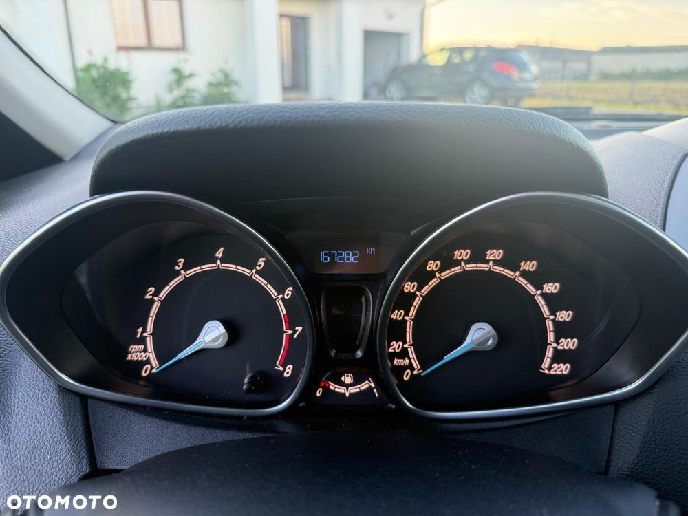 Ford B-MAX - 13