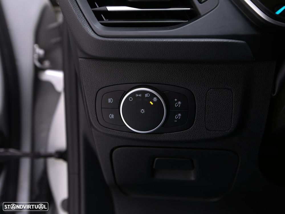 Ford Focus SW 1.5 TDCi EcoBlue Business - 15