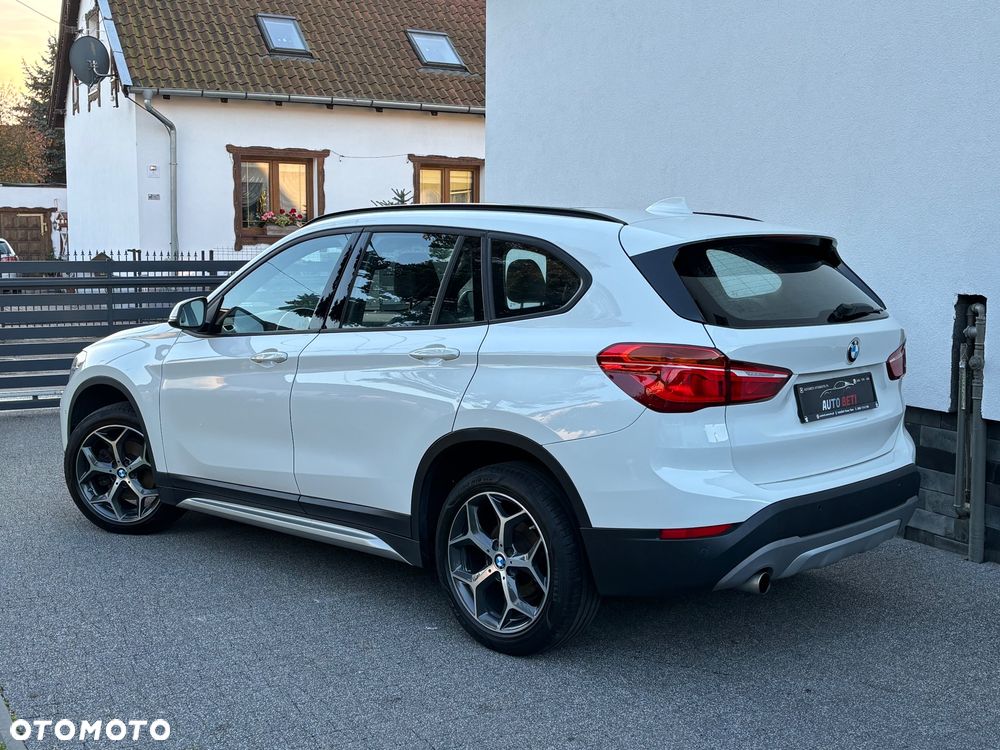 BMW X1 sDrive18d xLine - 18
