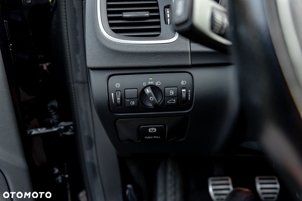 Volvo V60 T5 RDesign - 29