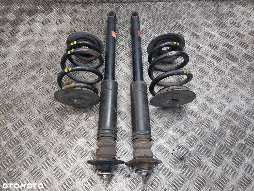 AMORTYZATORY + SPRĘŻYNY TYŁ KOMPLET BMW E46 COMPACT KYB 343352 - 1