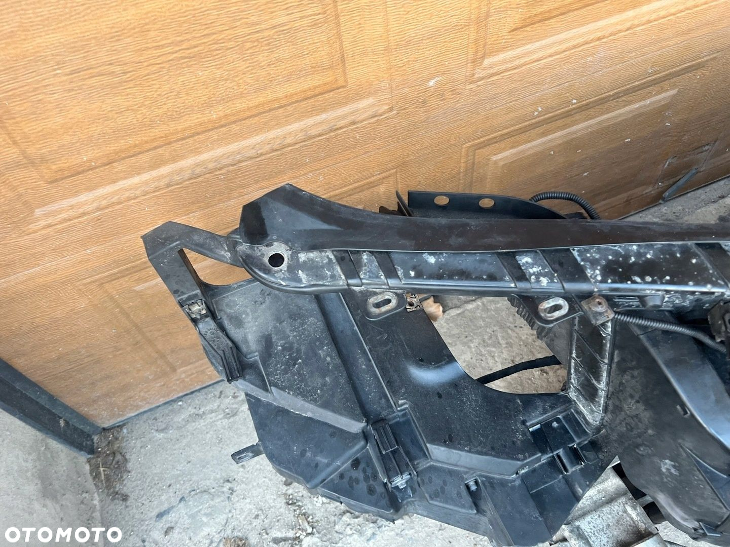 PAS PRZEDNI AUDI A8 D3 3.0 TDI 03-10 KOMPLETNY - 4