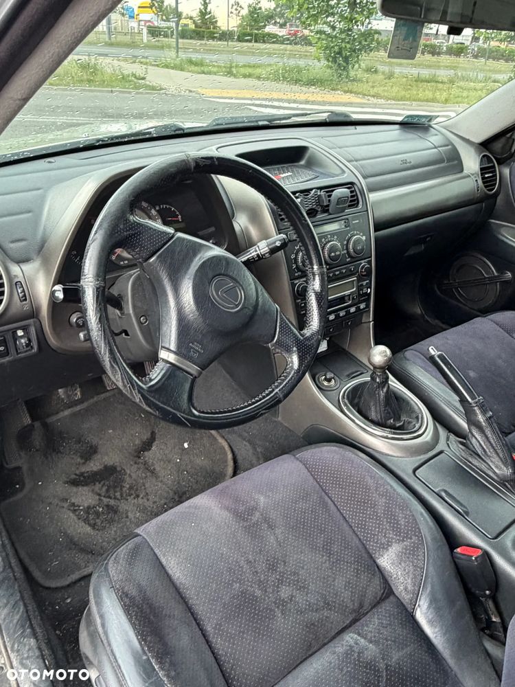 Lexus IS 200 Elegance - 14