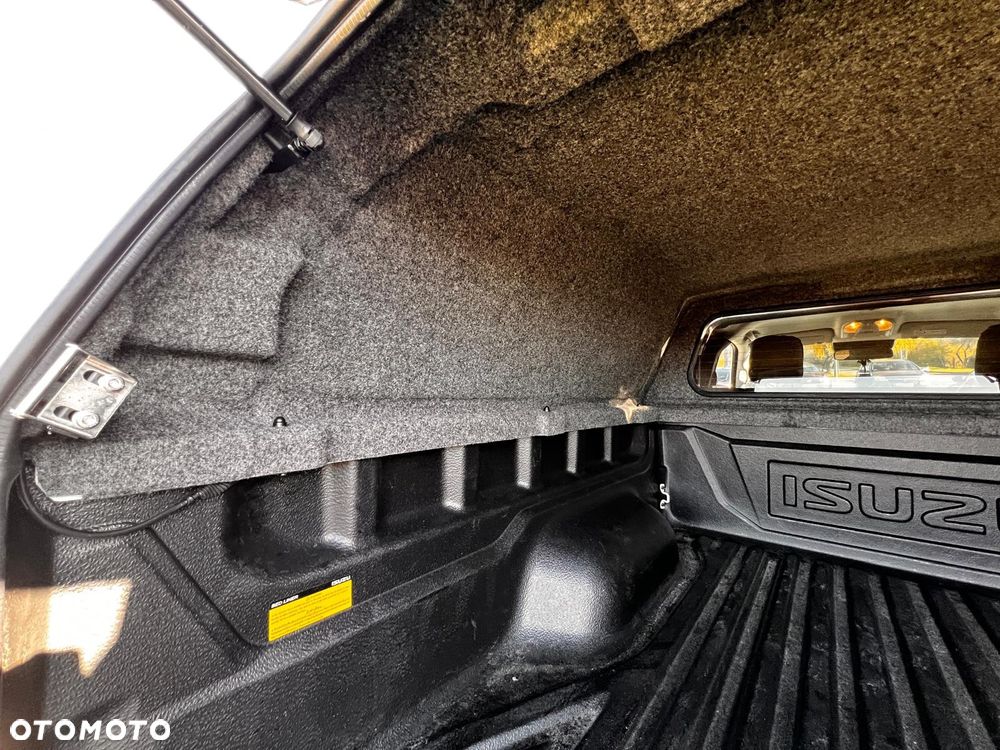 Isuzu D-Max - 5