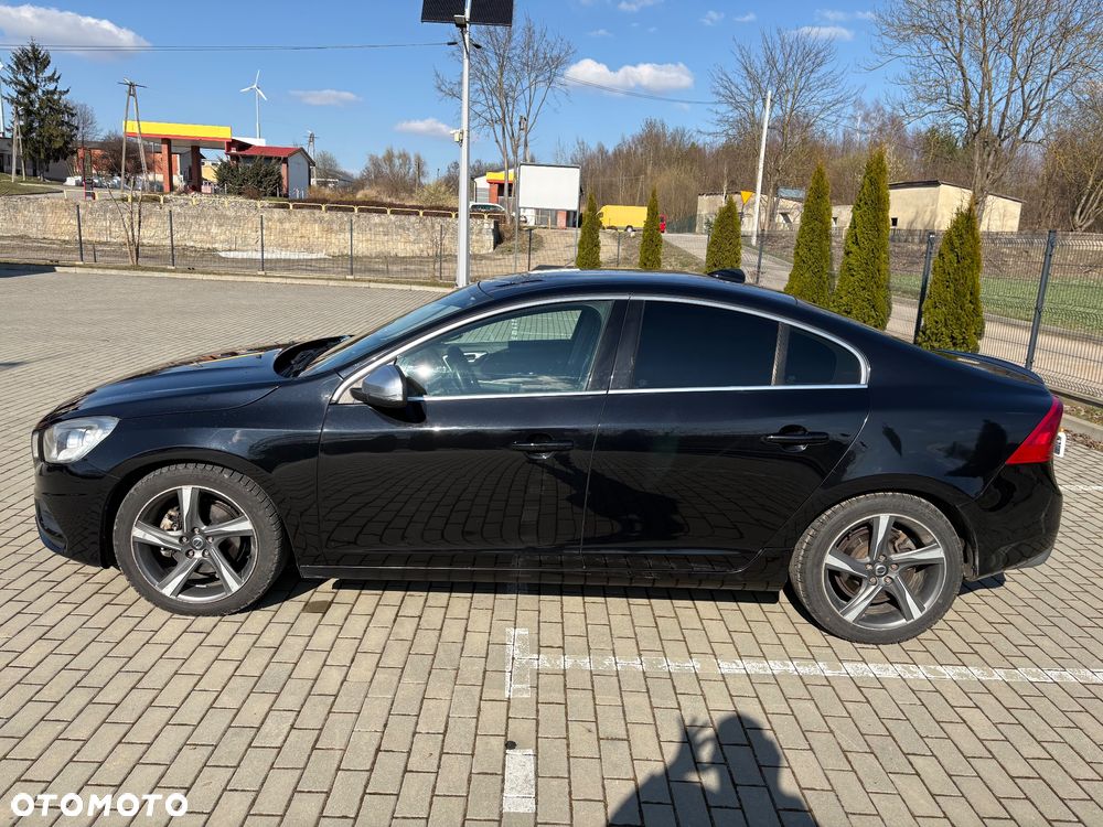 Volvo S60 D3 Geartronic R-Design - 5
