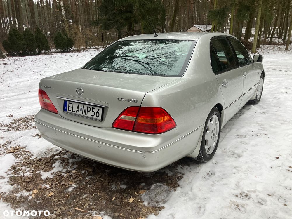 Lexus LS Prezydent - 16