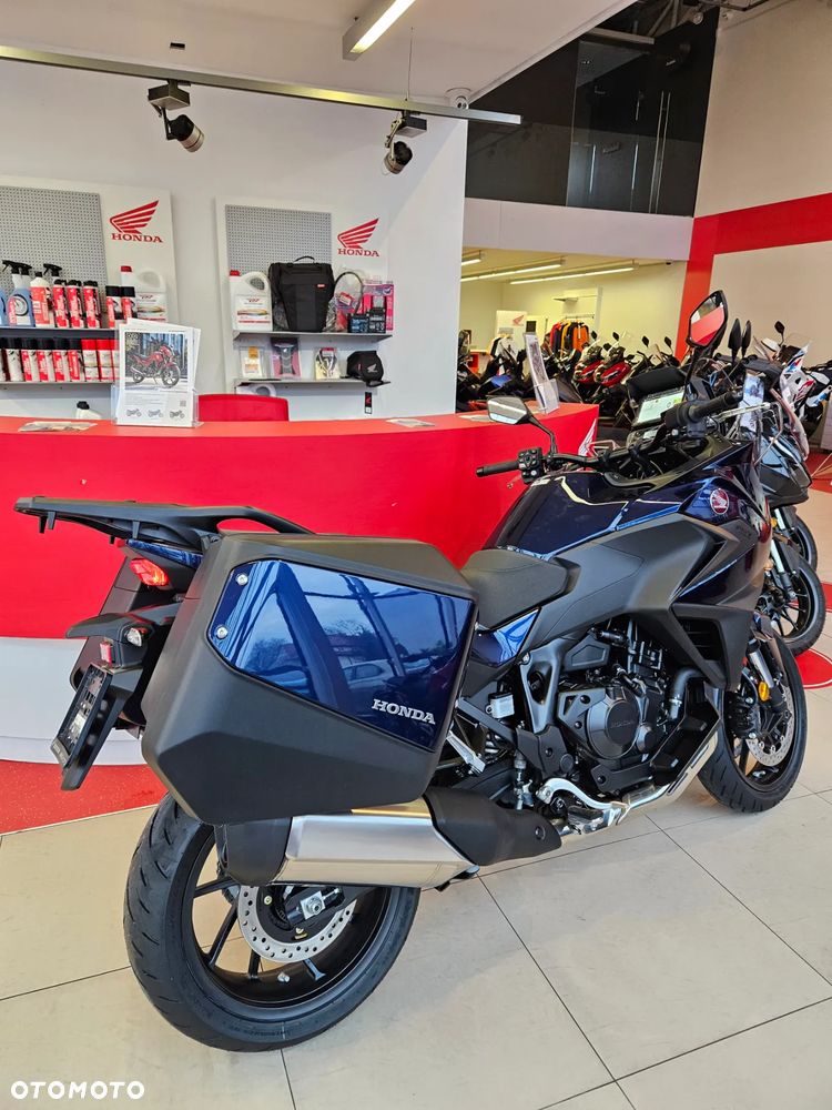 Honda NT - 10
