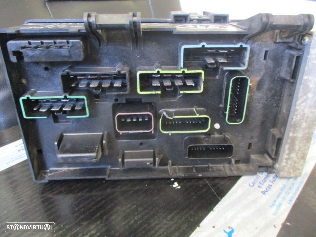 Caixa Fusiveis 04727558AC CHRYSLER VOYAGER 2002 - 1