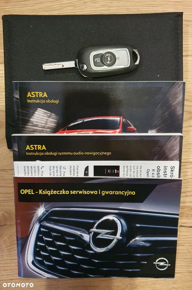 Opel Astra 1.6 CDTI Elite S&S - 22
