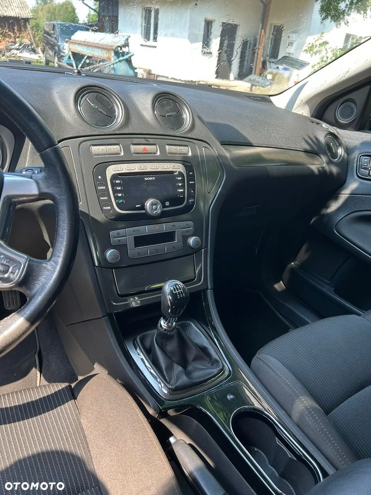 Ford Mondeo 1.8 TDCi Titanium - 8