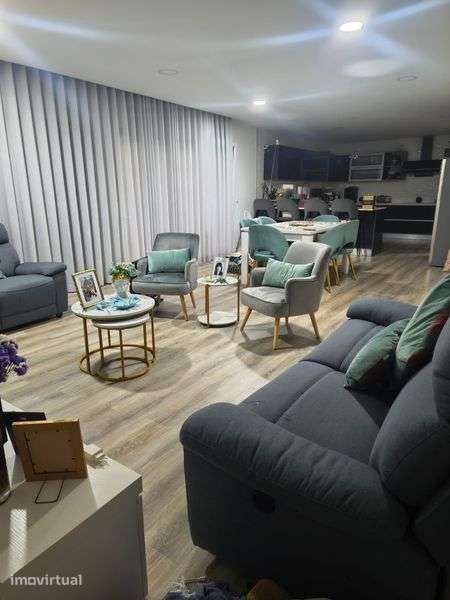 Moradia para venda - Grande imagem: 3/12