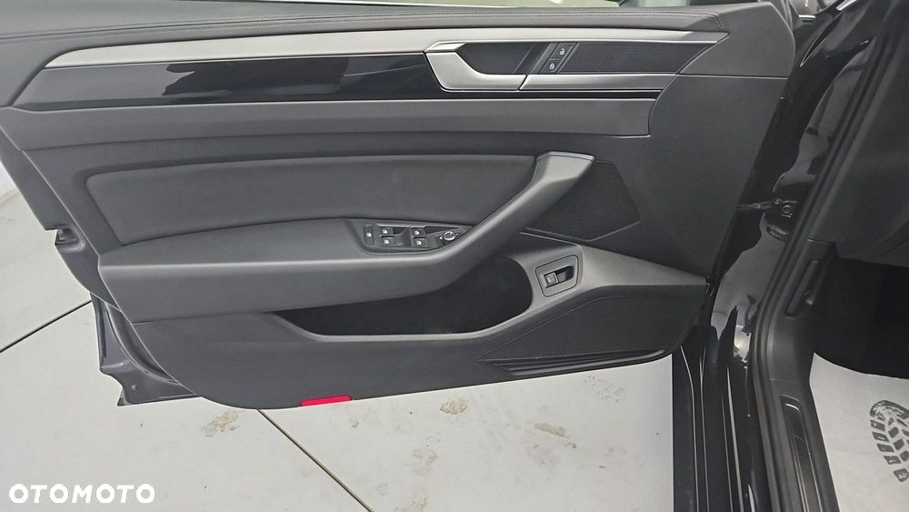 Volkswagen Arteon 2.0 TSI Essence DSG - 10