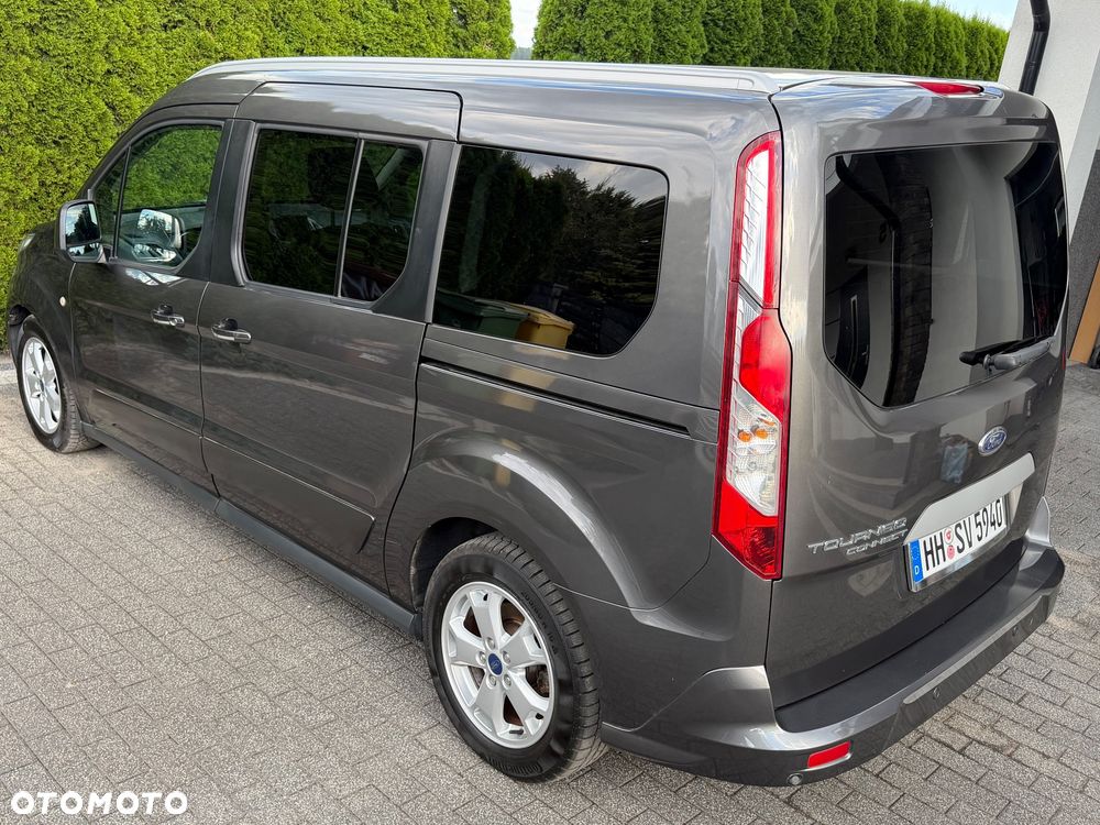 Ford Tourneo Connect Grand - 16