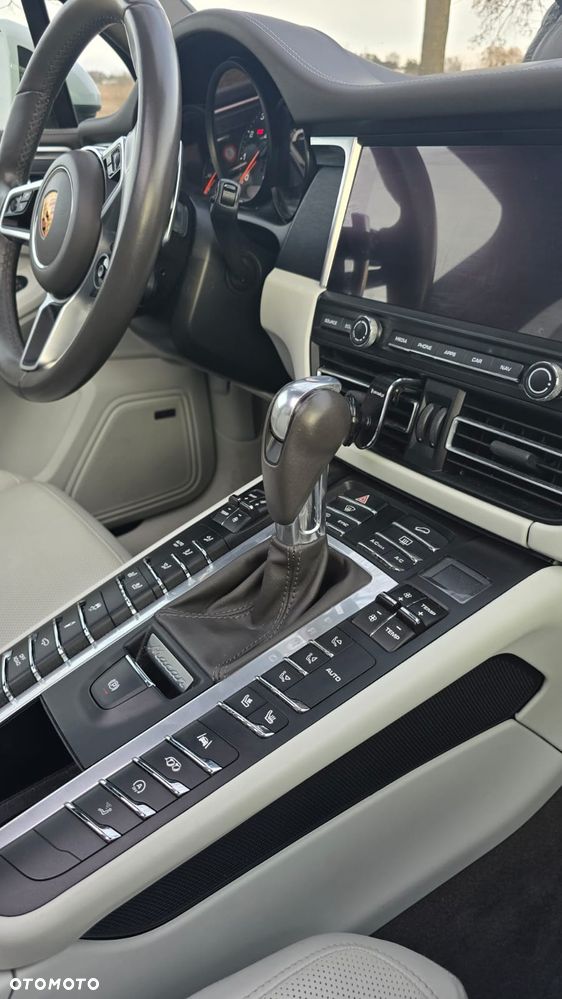Porsche Macan GTS - 19