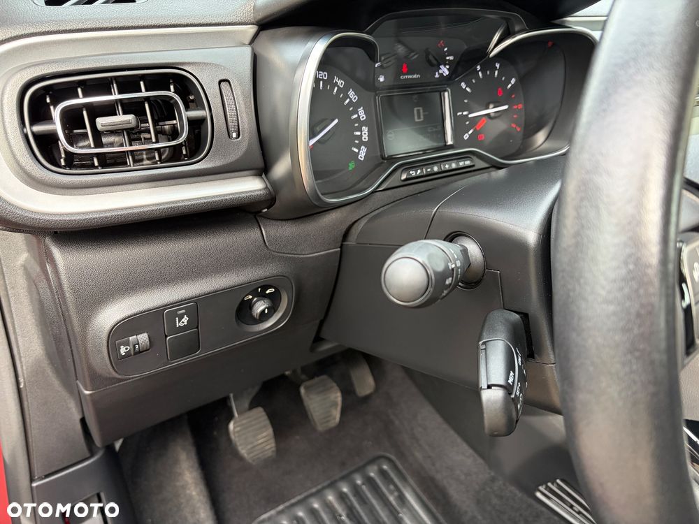 Citroën C3 Pure Tech 82 SHINE - 16