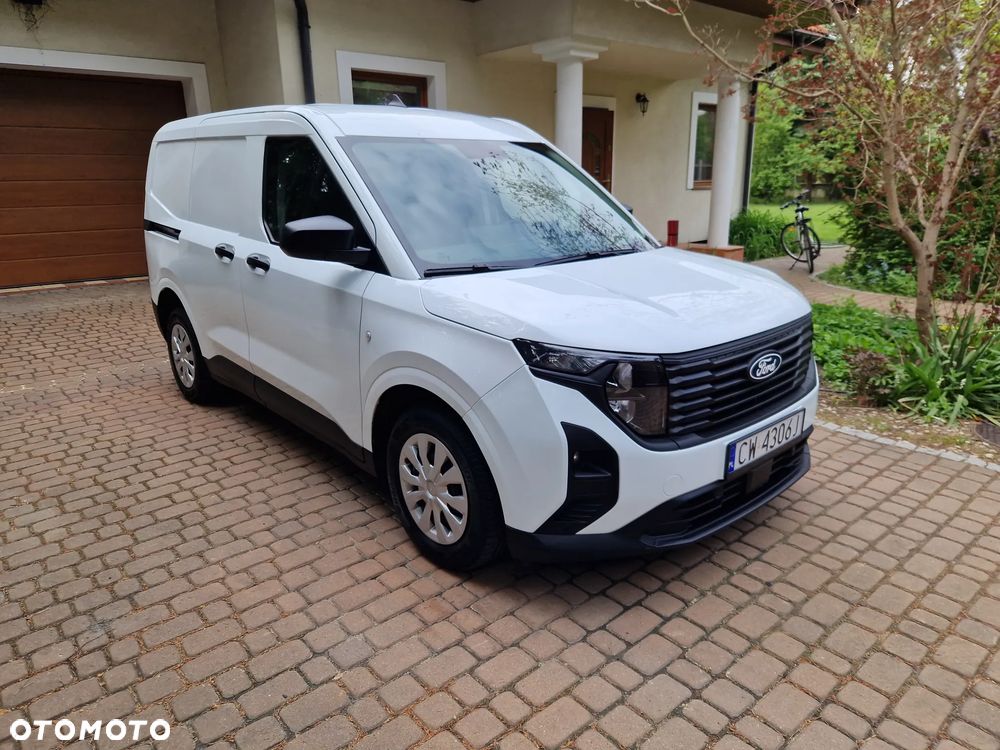 Ford Transit Courier - 4