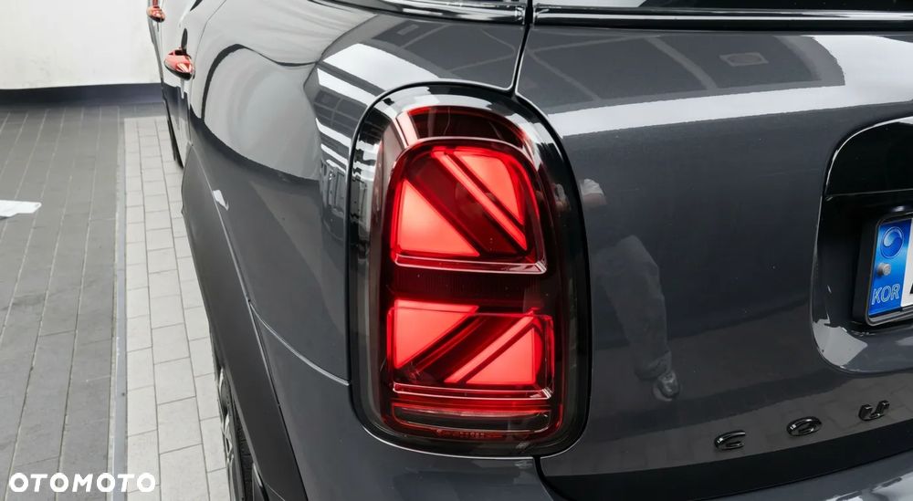 MINI John Cooper Works ALL4 sport - 6