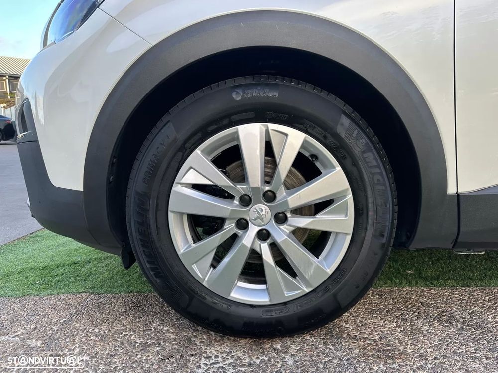 Peugeot 3008 1.2 PureTech Allure - 21