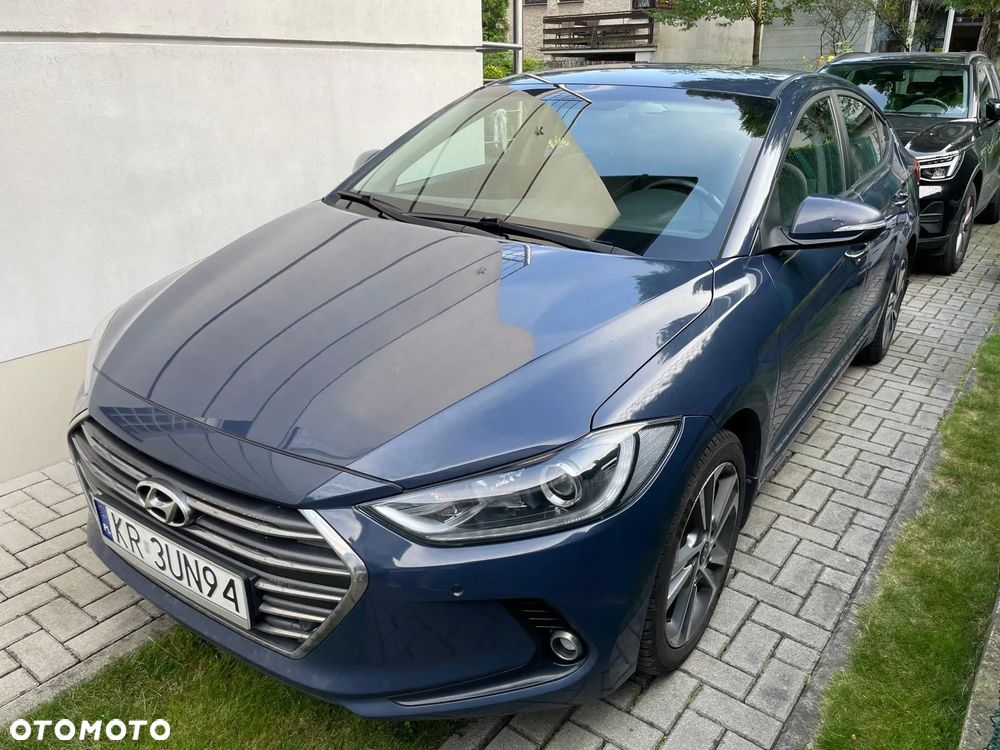 Hyundai Elantra 1.6 Comfort - 1