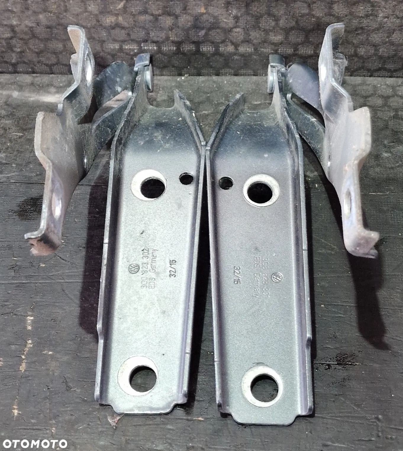 ZAWIASY MASKI KOMPLET 3G0823301 3G0823302 VW PASSAT B8 - 2