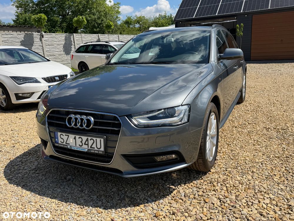 Audi A4 Avant 2.0 TDI DPF clean diesel multitronic S line Sportpaket - 2