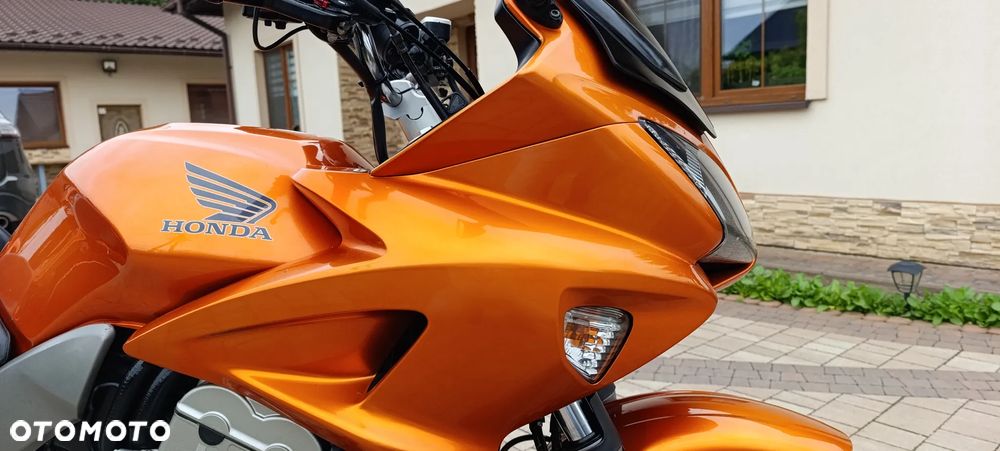Honda CBF - 30